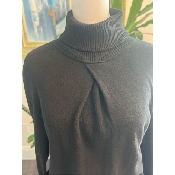 Michael Korse black turtle sweater size small - Picture 5 of 10